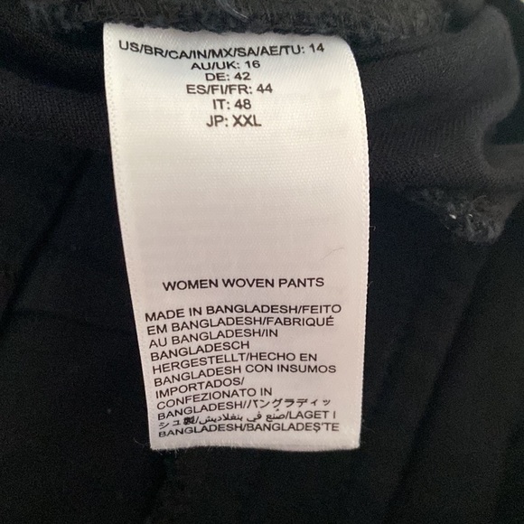 Amazon Essentials Women's Woven Pants NWT Size 14 Black - Picture 5 of 6
